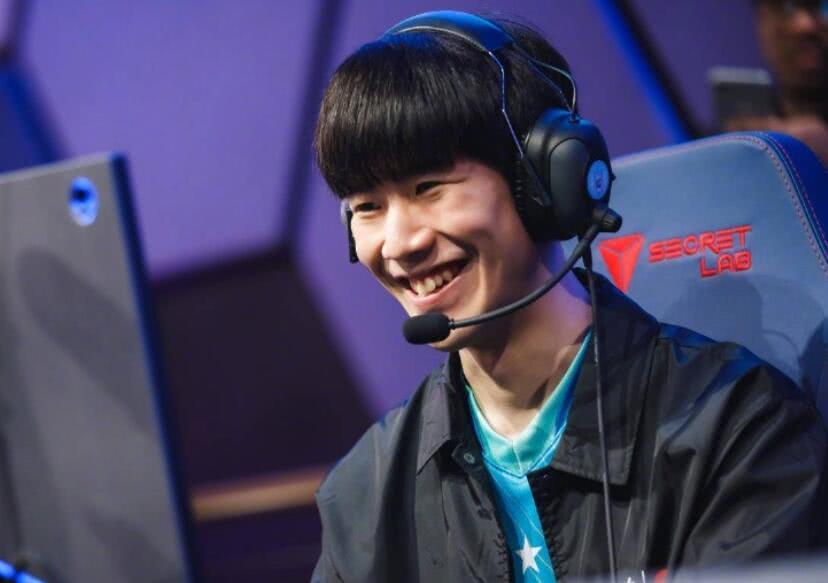 家庭般的氛 家庭般的氛