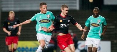 表现出超出 表现出超出