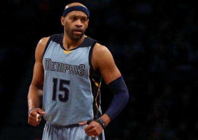 从小便对球 从小便对球