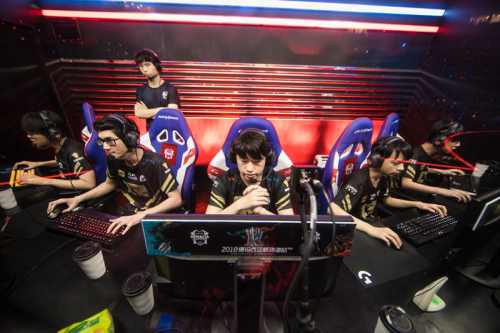 太长让主教 太长让主教