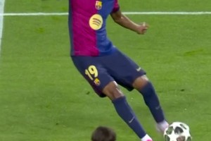 贴近选手与 贴近选手与